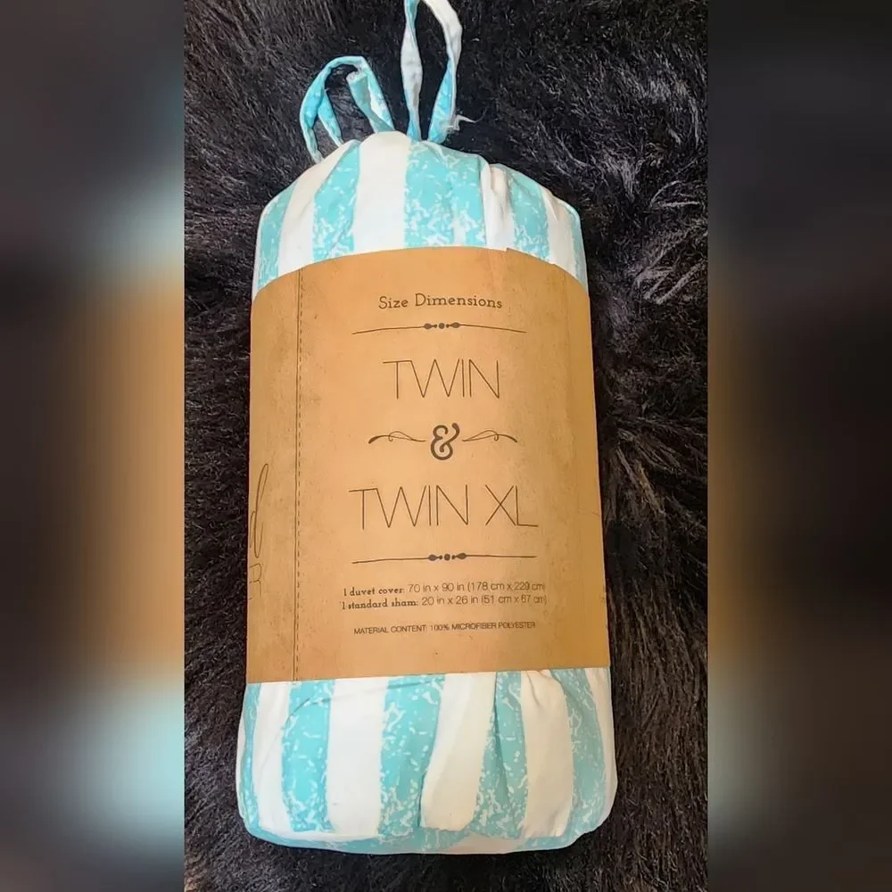 Hypoallergenic Duvet Cover Set Twin/Twin XL Aqua Blue